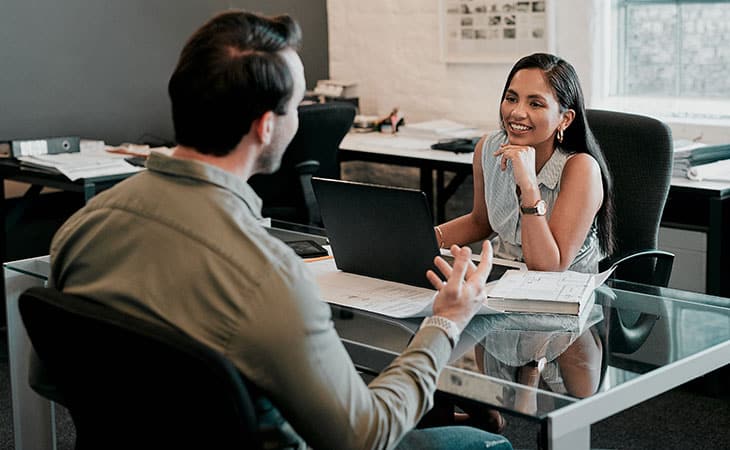 woman-man-job-interview