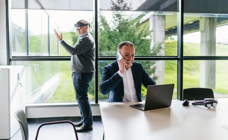 100+ Interview Questions For The Perfect Executive Assistant Evinex Corporation | Staffing Agency men-phone-vr-glasses