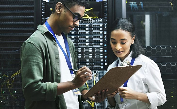 What Is Database Migration? A Step-By-Step Guide Evinex Corporation | Staffing Agency it people with a data center behind